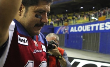 Les Alouettes de Montréal disent Merci Anthony avec AEROGRAM!
